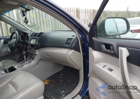 2013 Toyota Highlander Se V6 from USA, damaged, VIN 5TDBK3EH3DS265825